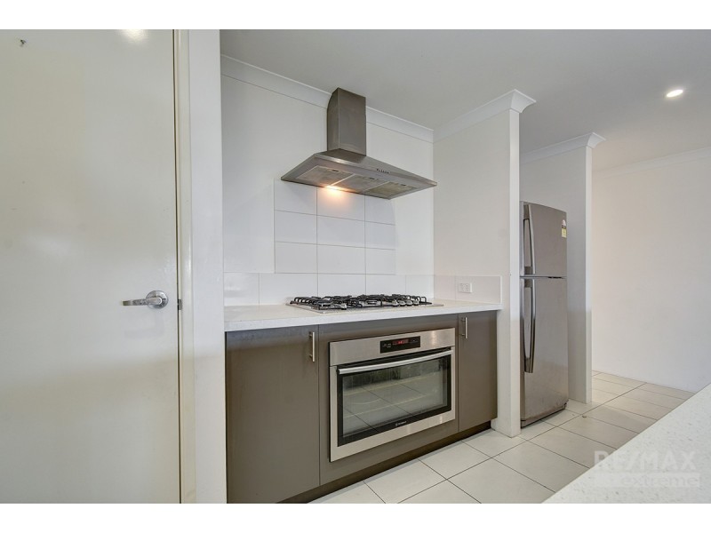 15 Damperia Green, Sinagra WA 6065