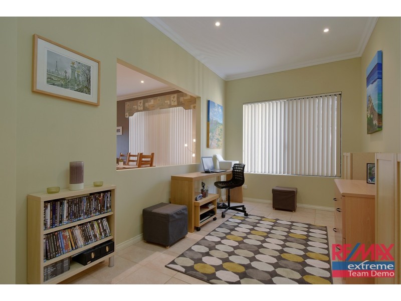 61 Tandara Fairway, Tapping WA 6065