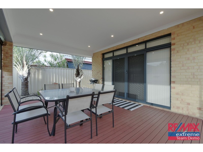 61 Tandara Fairway, Tapping WA 6065