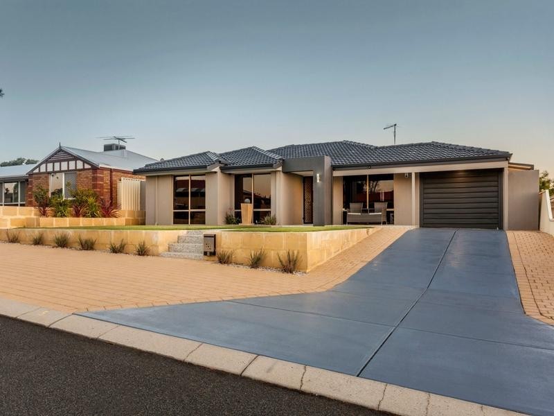 5 Tathra Way, Clarkson WA 6030
