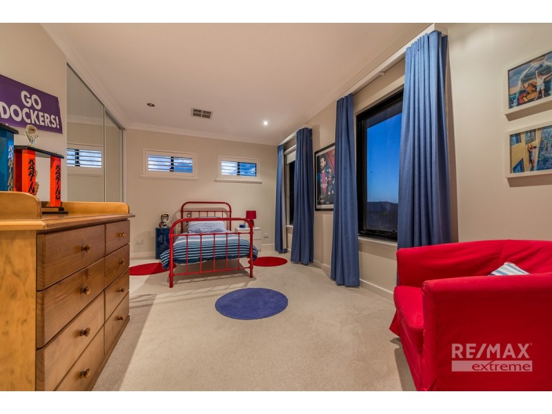 15 St Lucia Road, Iluka WA 6028