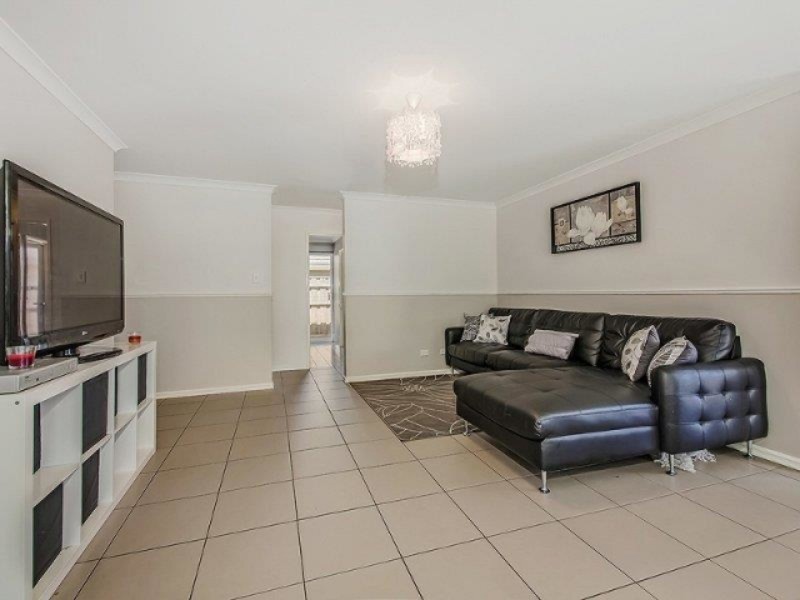 27 Mc Clements Drive, Yanchep WA 6035