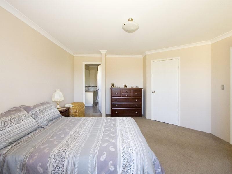 7 Prenton Street, Butler WA 6036