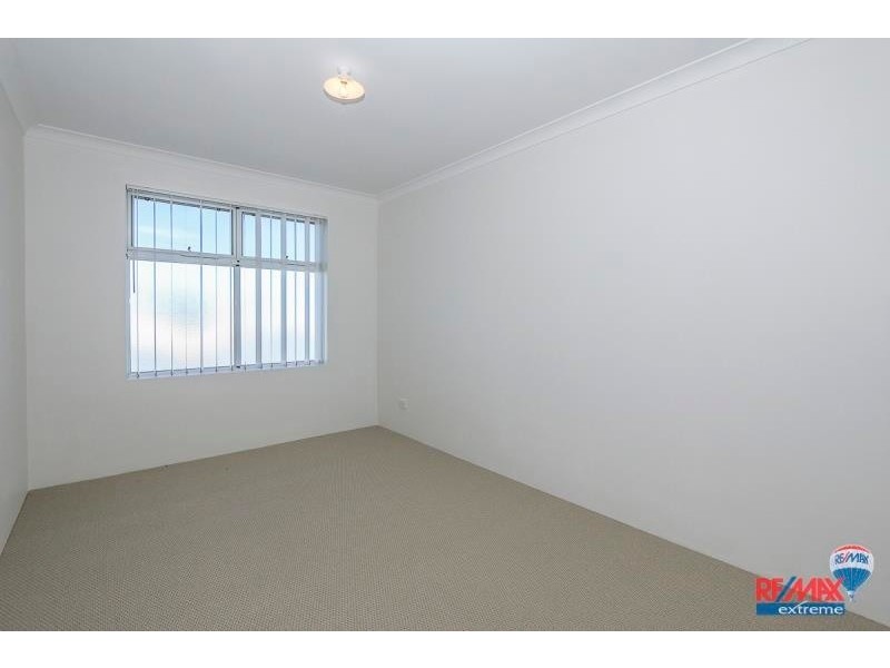 12 Garnet Lane, Eglinton WA 6034