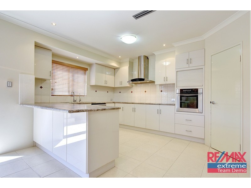 12 Narranbee Ridge, Tapping WA 6065