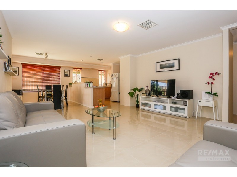 2 Kartner Road, Tapping WA 6065