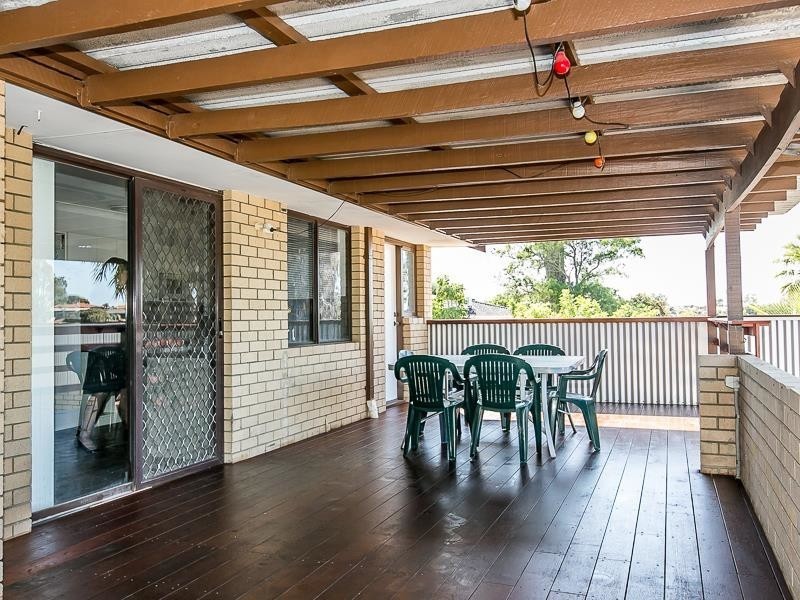 5 Tamma Court, Heathridge WA 6027