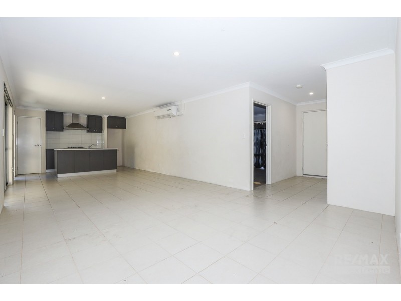 19 Santapola Approach, Alkimos WA 6038