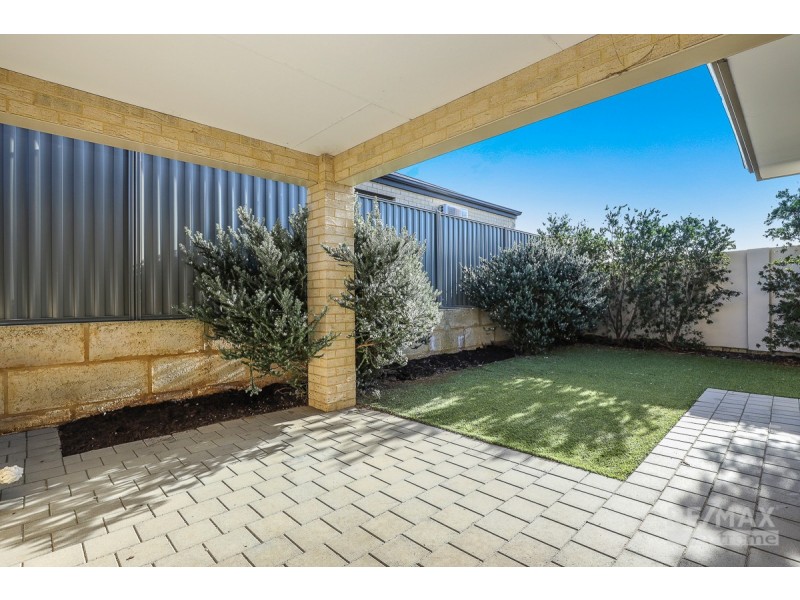 19 Santapola Approach, Alkimos WA 6038