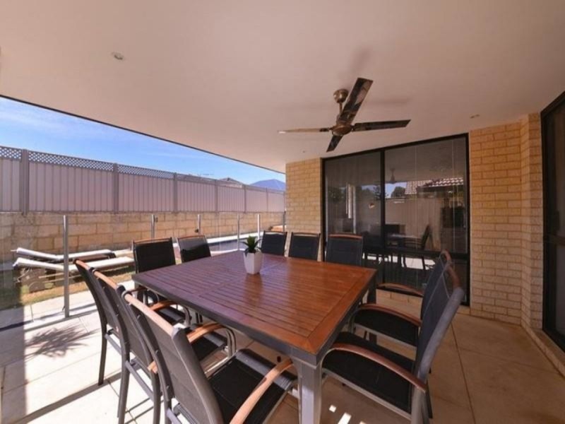 16 Basico Avenue, Sinagra WA 6065