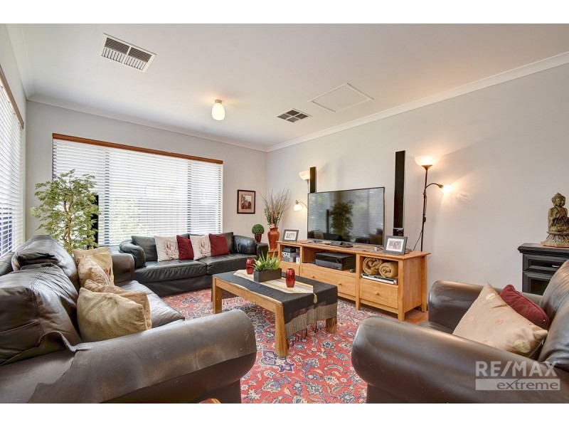 1 Brigantine Drive, Jindalee WA 6036