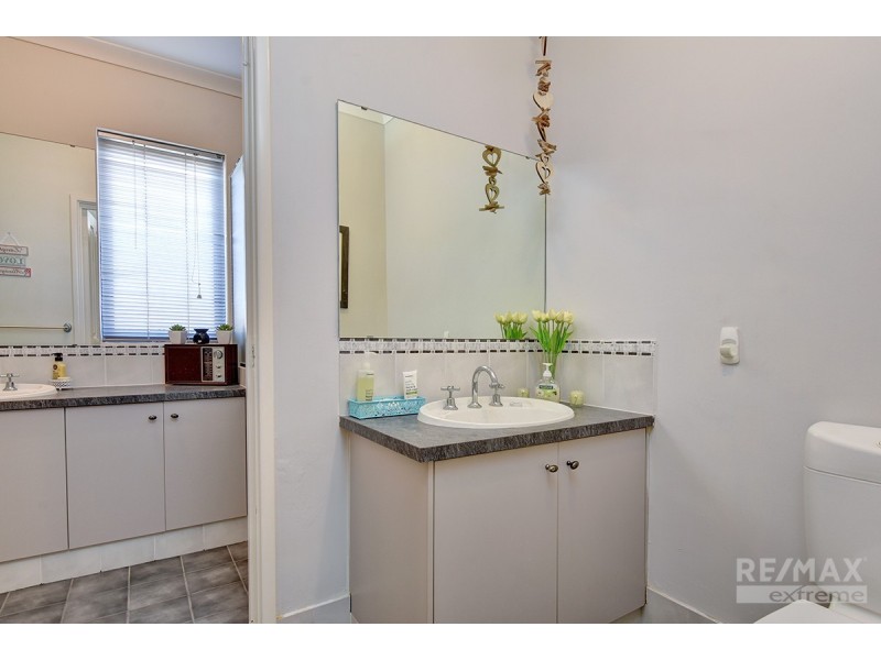 1 Brigantine Drive, Jindalee WA 6036