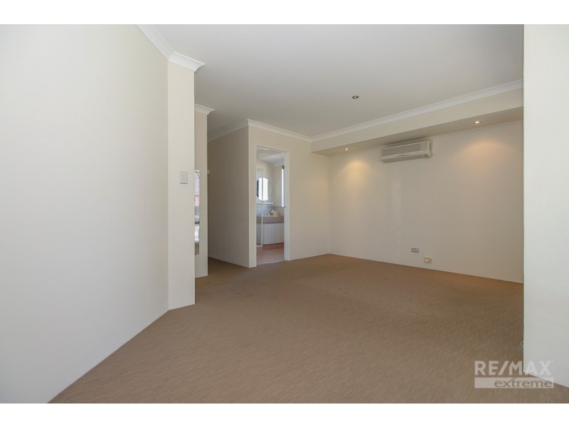 44 Abbeville Circle, Mindarie WA 6030