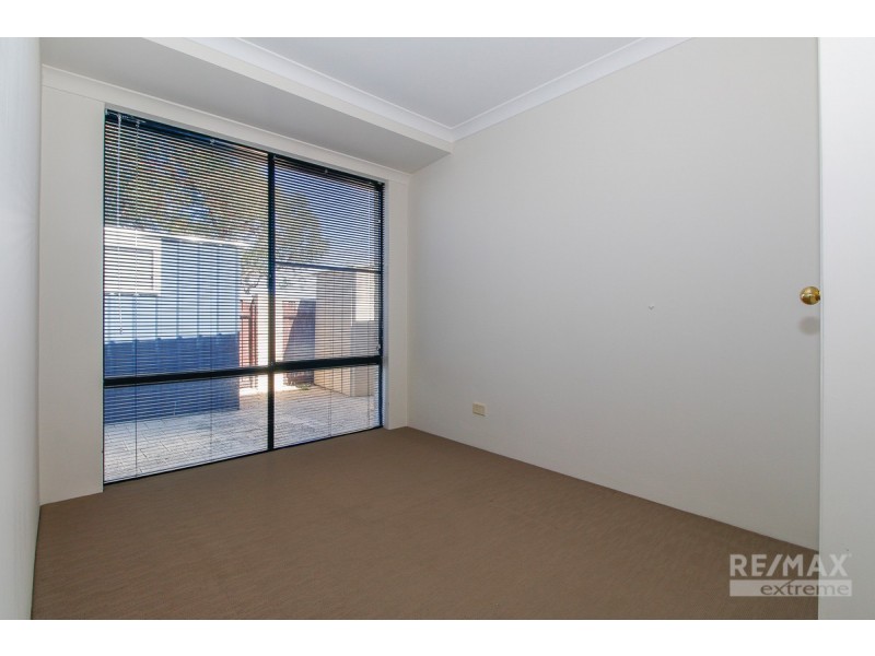 44 Abbeville Circle, Mindarie WA 6030