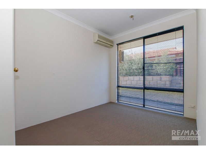 44 Abbeville Circle, Mindarie WA 6030