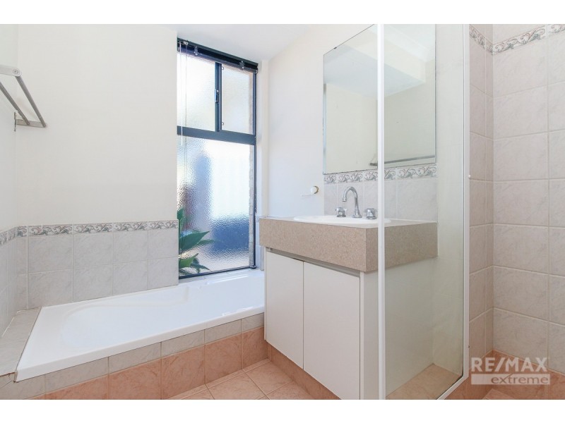 44 Abbeville Circle, Mindarie WA 6030