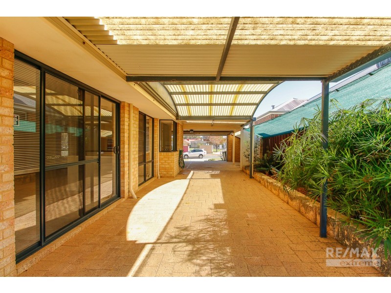44 Abbeville Circle, Mindarie WA 6030