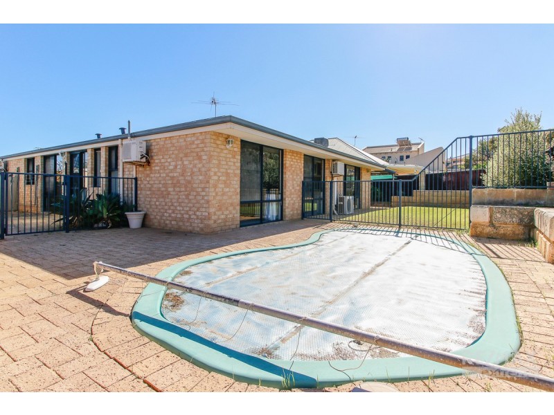 44 Abbeville Circle, Mindarie WA 6030