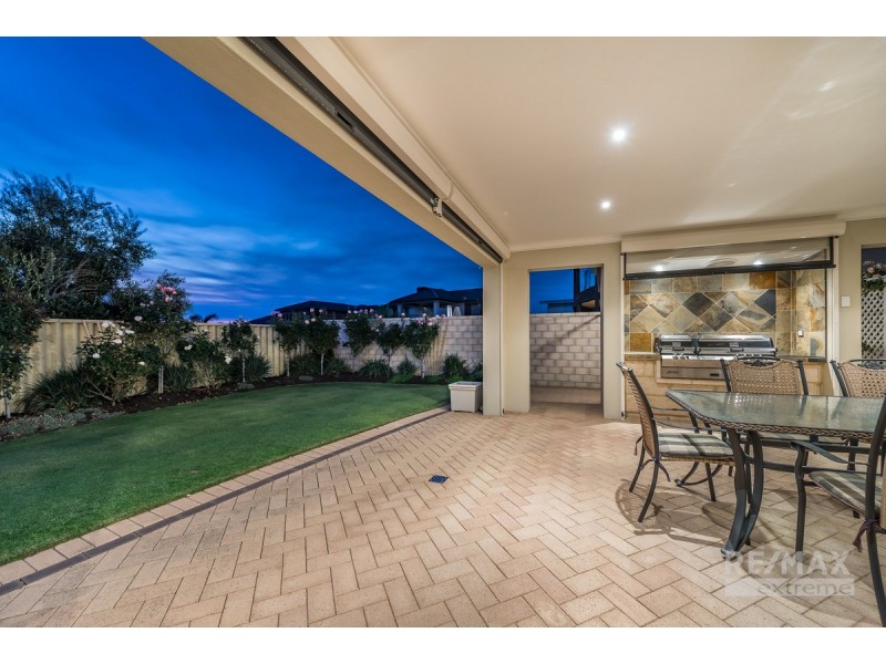 5 Deerfield Place, Iluka WA 6028