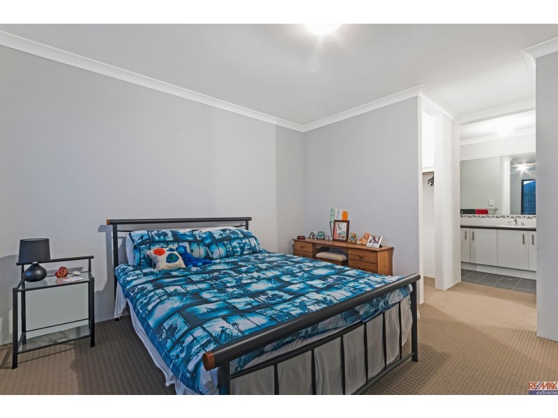 12 Garigal Street, Yanchep WA 6035