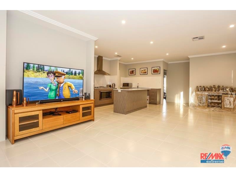 25 Pantropical Loop, Alkimos WA 6038