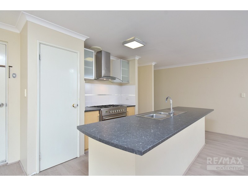 8 Sellar Elbow, Quinns Rocks WA 6030
