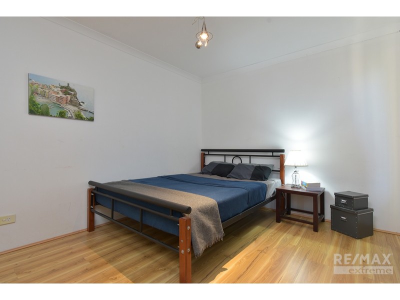 28 Crosthwait Circle, Tapping WA 6065