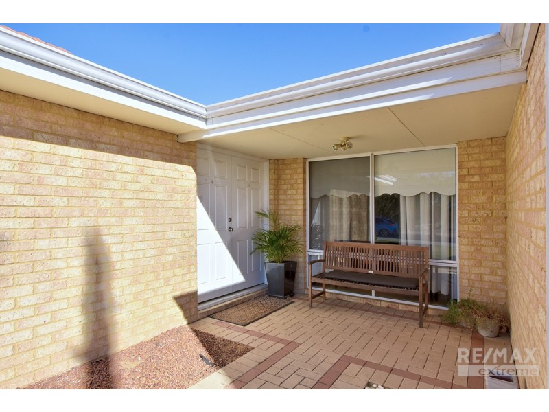 28 Crosthwait Circle, Tapping WA 6065