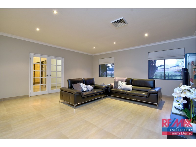 17 Ardea Way, Tapping WA 6065