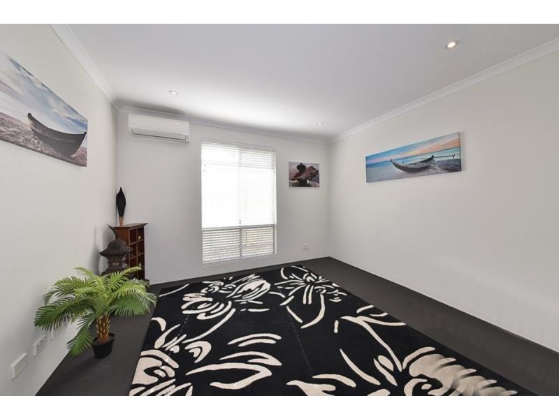 55 Leeway Loop, Alkimos WA 6038