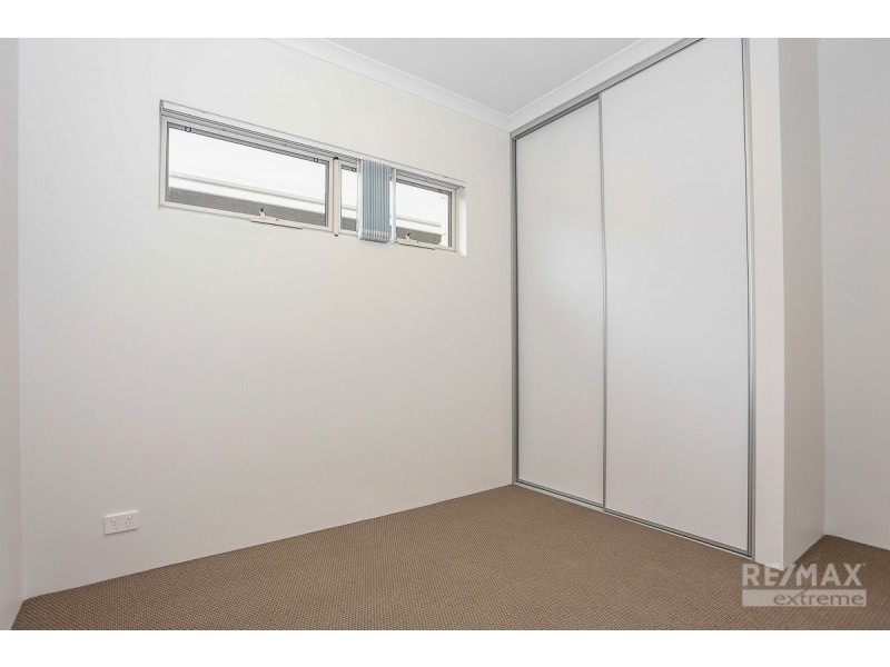 8 Gouldian Circuit, Alkimos WA 6038