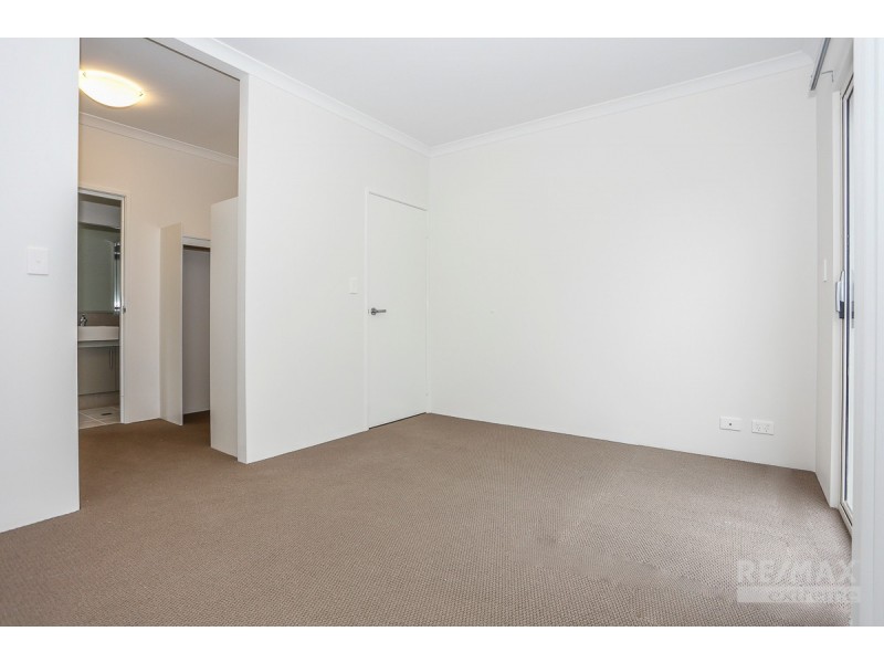 8 Gouldian Circuit, Alkimos WA 6038