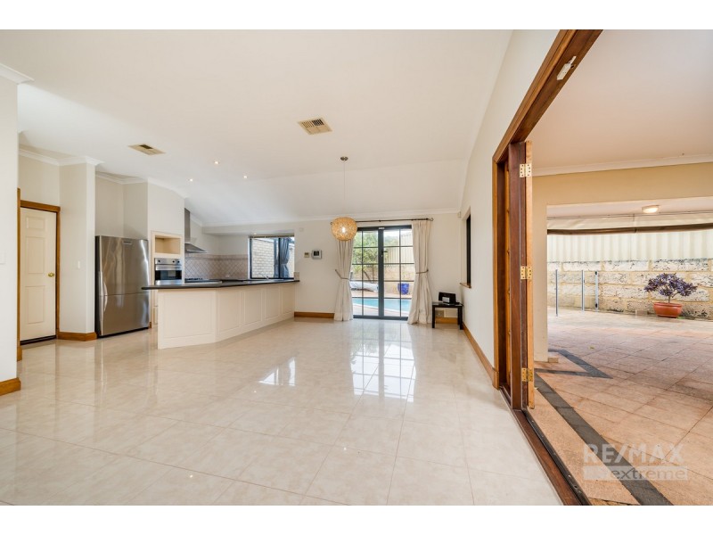 39 Stinson Square, Iluka WA 6028