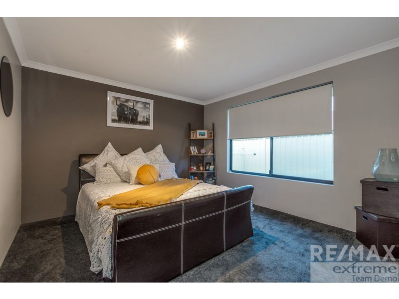 19 Bingarra Crescent, Tapping WA 6065