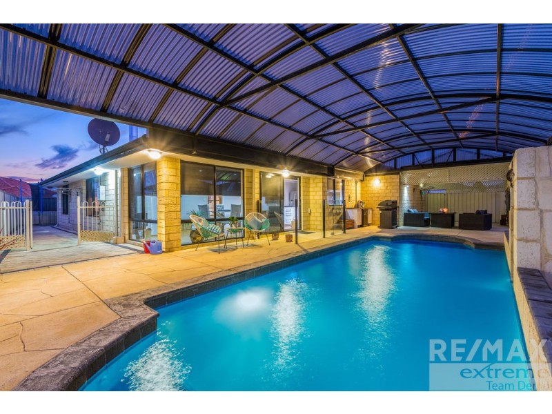 19 Bingarra Crescent, Tapping WA 6065