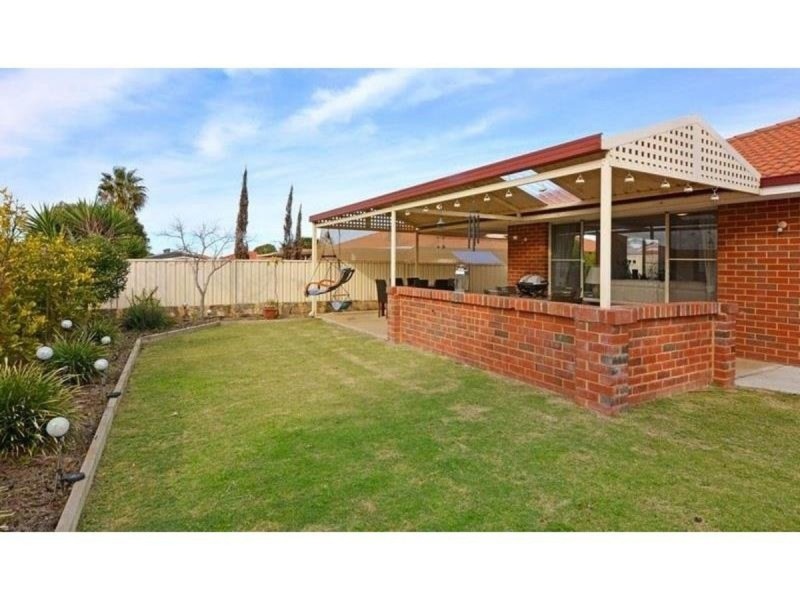 18 Twilight Circuit, Ridgewood WA 6030