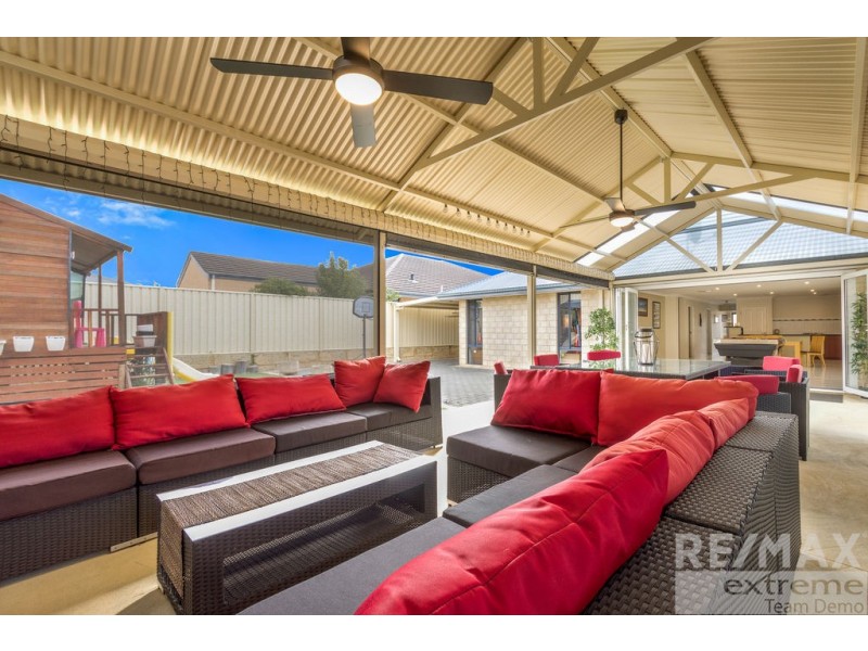 7 Galileo Avenue, Tapping WA 6065