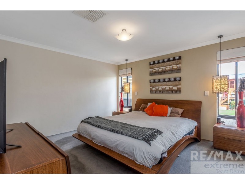 7 Galileo Avenue, Tapping WA 6065