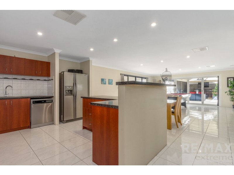 7 Galileo Avenue, Tapping WA 6065