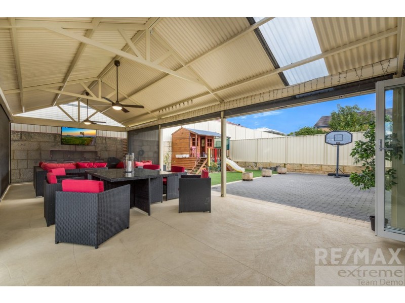 7 Galileo Avenue, Tapping WA 6065