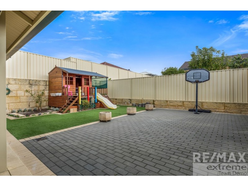 7 Galileo Avenue, Tapping WA 6065