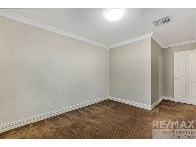 12 Cozens Road, Tapping WA 6065