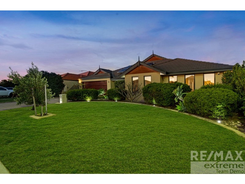 12 Cozens Road, Tapping WA 6065