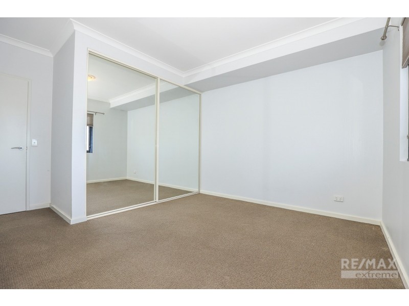 51/3 Sunlander Drive, Currambine WA 6028