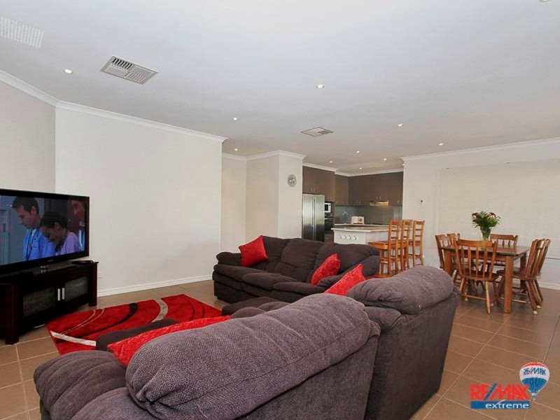 49 Abbey Green Road, Banksia Grove WA 6031
