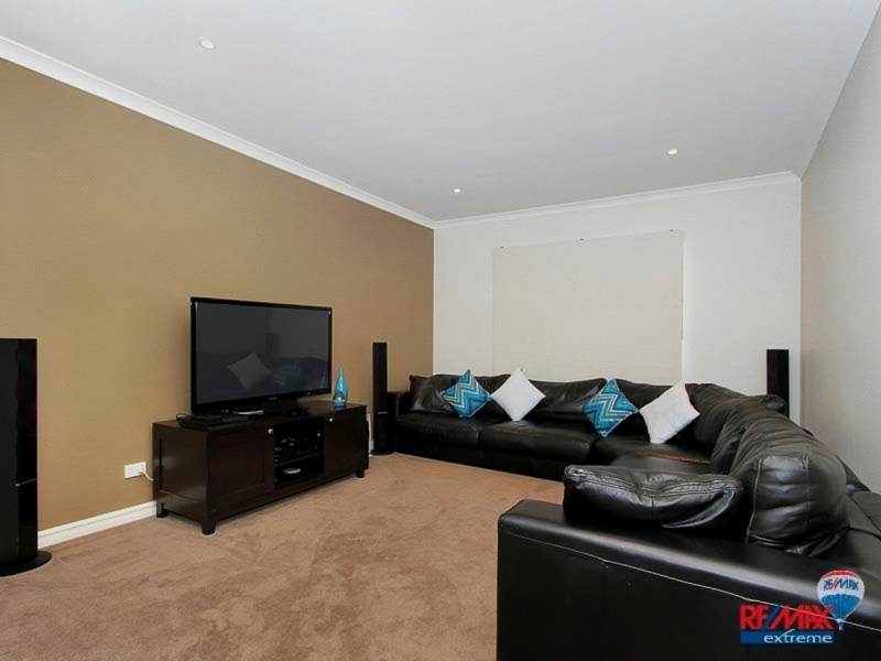 49 Abbey Green Road, Banksia Grove WA 6031