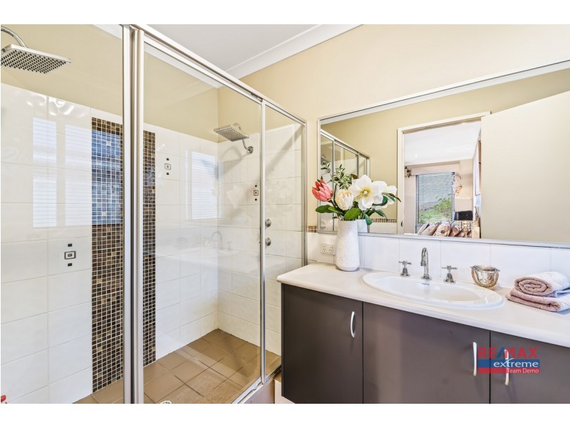 18 Conti Road, Tapping WA 6065