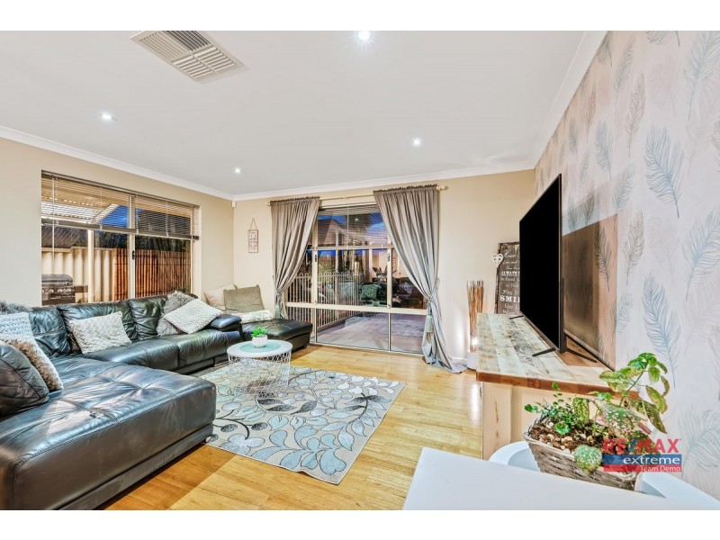 18 Conti Road, Tapping WA 6065