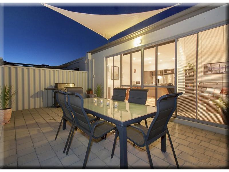 6 Larkhall Way, Butler WA 6036