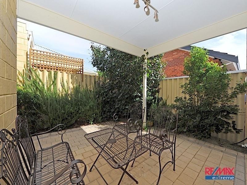 13b Myimbar Way, Nollamara WA 6061